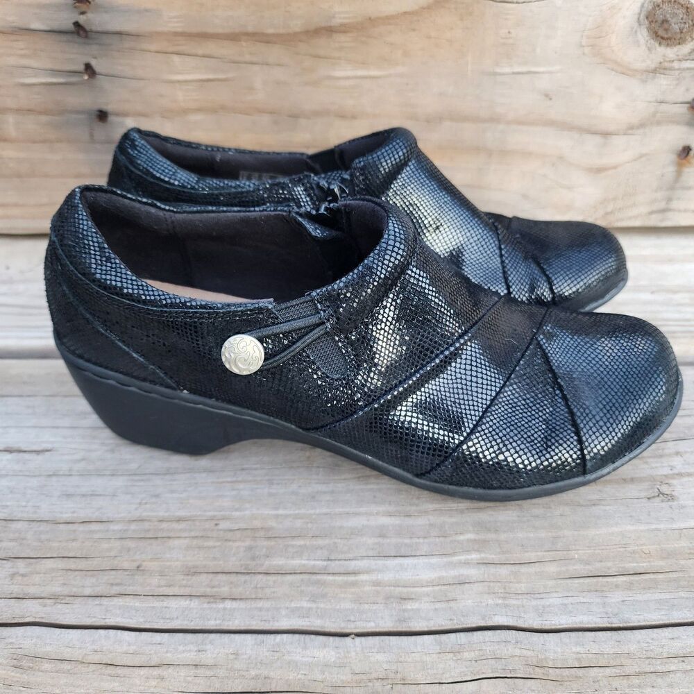 Womens Sz 8.5 Clarks Soft Cushion Collection Side Zip Black Shiny Glittery Shoes